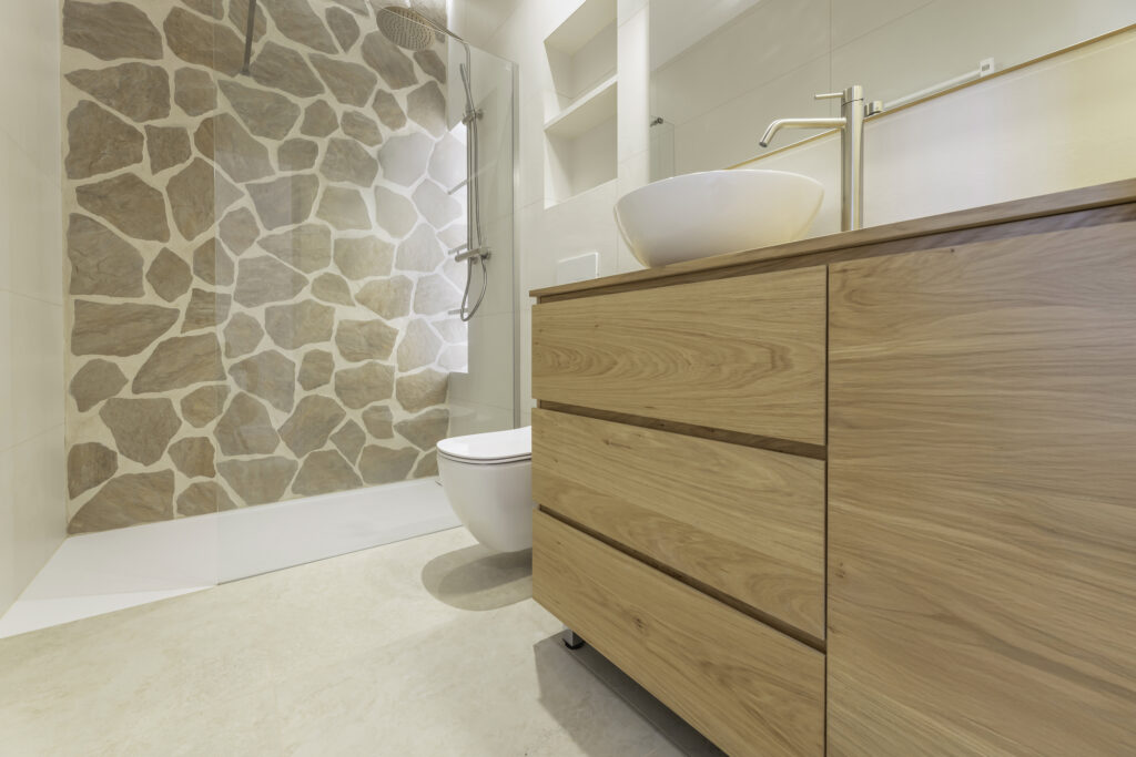 fotografía de baño lujoso y reformado. Fotografía interiorismo en Barcelona.